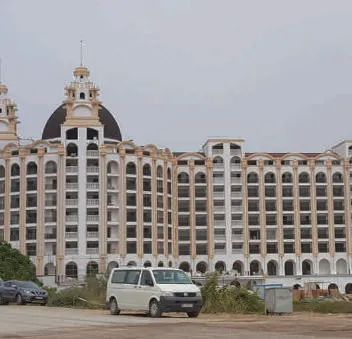 Jadore Hotel